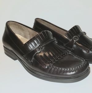 Bass Leather Loafer Kilted with Moc Toe